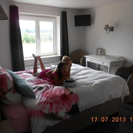 B&B De Fruithoeve Hoeselt 部屋 写真