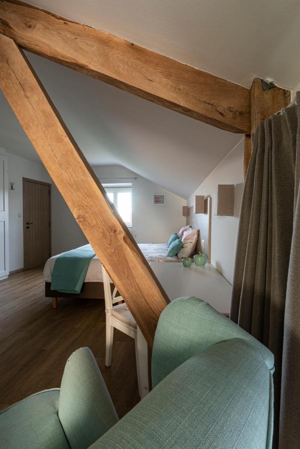 B&B De Fruithoeve Hoeselt エクステリア 写真